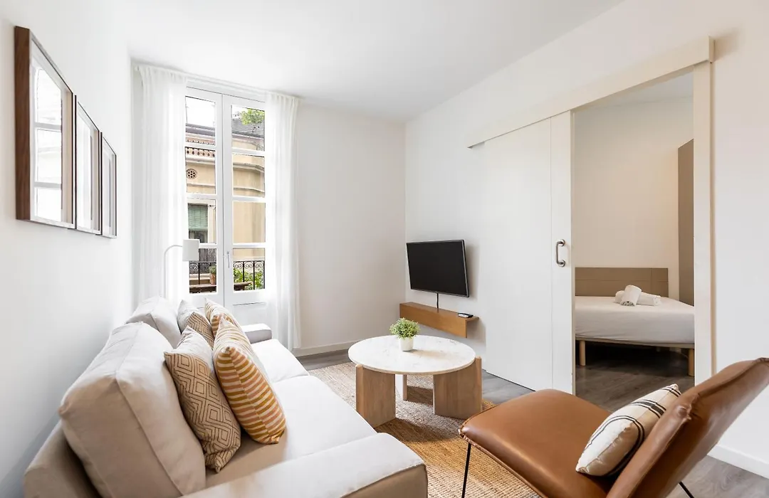 Deco Apartments Barcelona-Sants-1