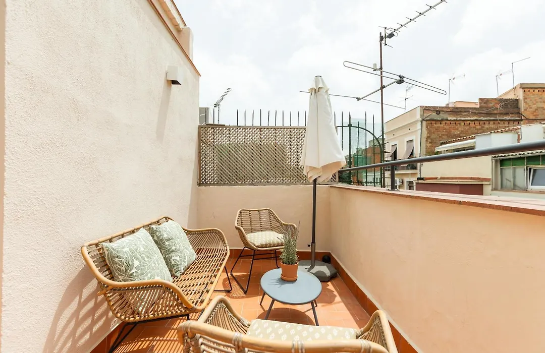 Deco Apartments Barcelona-Sants-1